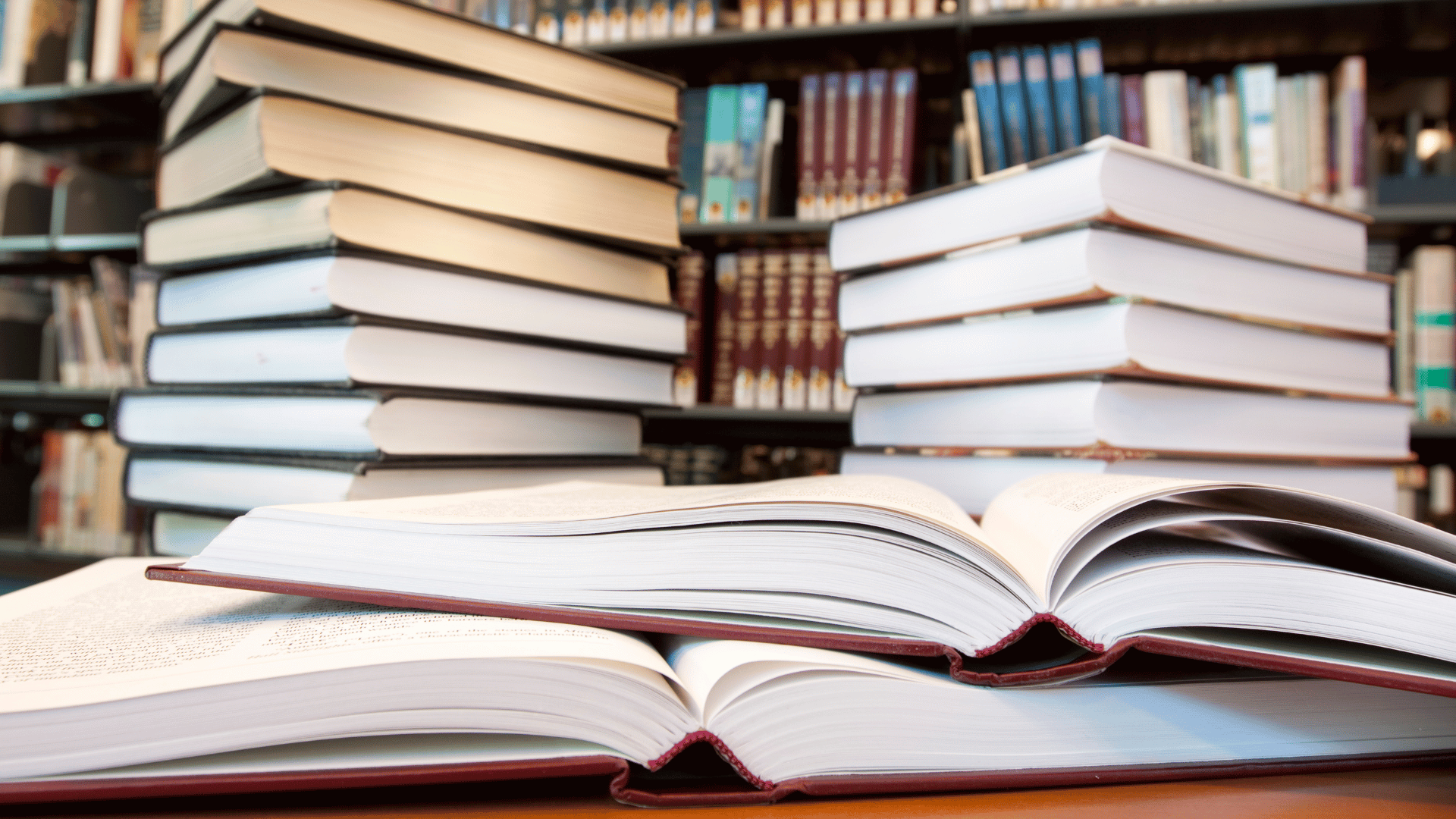 Brennende Glühbirne als Symbol für effizientes Ressourcenmanagement KeyLogic CAFM